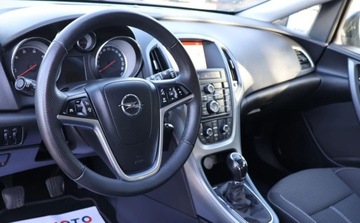 Opel Astra J Sports Tourer Facelifting 1.6 CDTI ecoFLEX 110KM 2015 Opel Astra Czujniki cofania, Tempomat , Klimatyzacja, El. szyby, ZADBANY., zdjęcie 6
