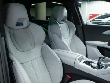 BMW XM SUV Plug-In 3.0 50e 476KM 2026 BMW XM 50e Suv 3.0 (476KM) 2026, zdjęcie 13