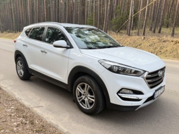 Hyundai Tucson III SUV 1.7 CRDi 141KM 2016 Hyundai Tucson 1.7CRDI 140KM Automat Sprawdz 1.7 Diesel 140KM, zdjęcie 4