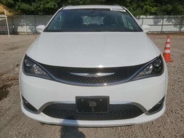 Chrysler Pacifica II 2017 Chrysler Pacifica 2017 Chrysler Pacifica Touring-L FWD 3.6 Benzyna 340KM, zdjęcie 4