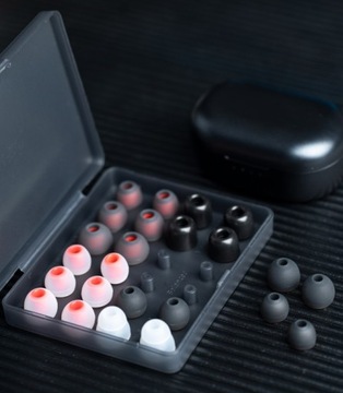 FiiO HS19 — богатый набор насадок для наушников