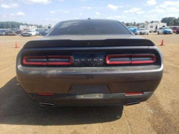 Dodge Challenger III 2019 Dodge Challenger Dodge Challenger GT 3.6 Benzyna 305KM, zdjęcie 3