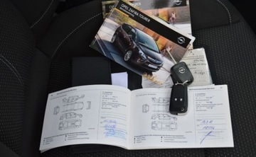 Opel Zafira C Tourer 1.6 CDTI ECOTEC 136KM 2015 Opel Zafira 1,6 CDTI 136 KM COSMO Nawigacja SUPER STAN 1.6 Diesel 136KM, zdjęcie 37