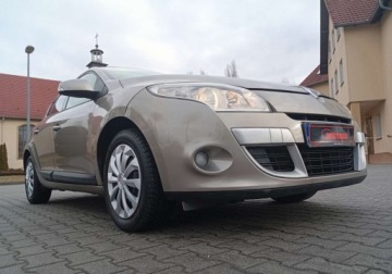 Renault Megane III Hatchback 1.6 16v 110KM 2008 Renault Megane Zarejestrowany - ubezpieczony - benzyna 1.6 Benzyna 110KM, zdjęcie 5