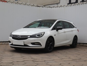 Opel Astra K Sports Tourer 1.6 Turbo 200KM 2018 Opel Astra 1.6 T, Salon Polska, Automat, Skóra, zdjęcie 1