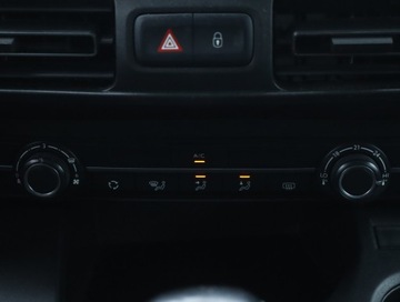 Opel Combo E Kombivan 1.2 Turbo 110KM 2019 Opel Combo 1.2 Turbo, Salon Polska, Klima, zdjęcie 14