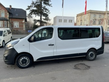 Opel Vivaro B Kombi Extra Long H1 2,9t 1.6 BiTurbo 125KM 2018 Opel Vivaro niepełnosprawnych rampa inwalida, zdjęcie 22