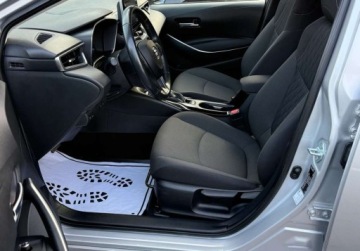 Toyota Corolla XII Sedan 1.8 Hybrid 122KM 2021 Toyota Corolla Kameraczujniki przod i tyl, salon Polska 1.8 Hybryda, zdjęcie 17