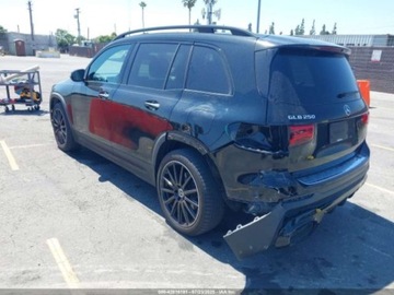 Mercedes GLB 2022 Mercedes-Benz GLB 250 2022 2.0l 2.0 Benzyna 221KM, zdjęcie 3