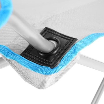 Кресло для рыбалки для пожилых людей со складным навесом.