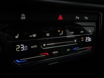 Volkswagen T-Roc I SUV Facelifting 1.5 TSI ACT 150KM 2024 Volkswagen T-Roc 1.5TSI 150KM R-Line DSG (Bezwypad, zdjęcie 33