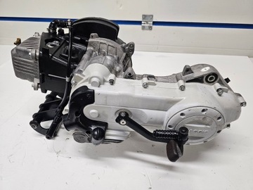 PIAGGIO LIBERTY 50 ZIP 50 4T silnik kompletny