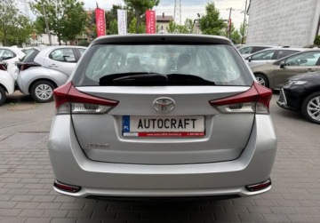 Toyota Auris II Touring Sports Facelifting 1.33 Dual VVT-i 99KM 2017 Toyota Auris salon Polska, serwis ASO Toyota, Gwarancja 1.3 Benzyna 99KM, zdjęcie 23