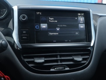 Peugeot 208 I Hatchback 5d Facelifting 1.2 PureTech 82KM 2015 Peugeot 208 1.2 PureTech, Salon Polska, Klima, zdjęcie 11