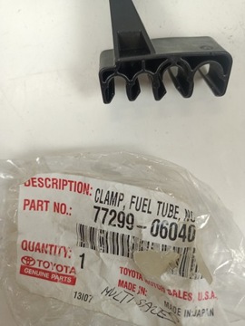 DRŽÁK PŘÍVODY PALIVOVÉ TOYOTA CAMRY 77299-06040