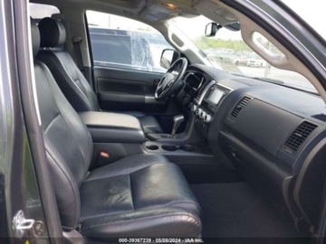Toyota Sequoia II 5.7 i 381KM 2019 Toyota Sequoia 2019 Toyota Sequoia SR5 4WD (Natl) 5.7 Benzyna 381KM, zdjęcie 6
