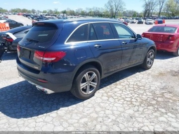 Mercedes GLC C253 2017 Mercedes-Benz GLC 2017 r., 2,0L 300 4 MATIC 2.0 Benzyna 241KM, zdjęcie 5