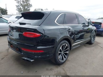 Bentley Bentayga 2022 Bentley Bentayga V8 2022 4.0l 4.0 Benzyna 542KM, zdjęcie 5