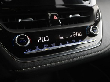 Toyota Corolla XII Hatchback 1.8 Hybrid 122KM 2019 Toyota Corolla Design navi kamera LED ACC grzane, zdjęcie 25
