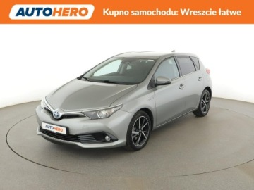 Toyota Auris II Hatchback 5d Facelifting 1.8 Hybrid 136KM 2017 Toyota Auris navi kamera grzane fotele tempomat