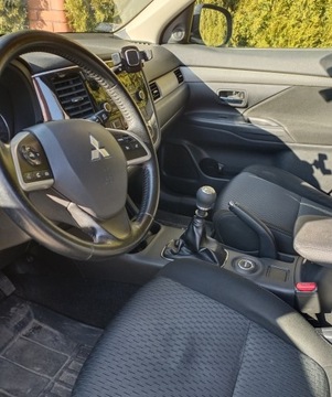 Ручка 6-ступенчатой ​​коробки передач Citroen C-Crosser.