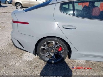 Kia Stinger Liftback 3.3 T-GDi 366KM 2018 Kia Stinger 2018 r., 3,3 L GT 2 AWD 3.3 Benzyna 365KM, zdjęcie 15