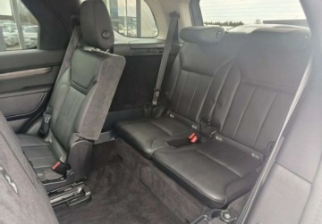 Land Rover Discovery V Terenowy 2.0 Si4 300KM 2020 Land Rover Discovery Salon Polska. 7 miejsc 2.0 Benzyna 300KM, zdjęcie 9