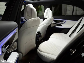 Mercedes Klasa E W214 2025 Mercedes-Benz Klasa E Mercedes-Benz Klasa E 220 d 4-Matic AMG 2.0 Diesel, zdjęcie 17