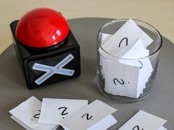 BRZĘCZYK PRZYCISK BUZZER ZE ŚWIATŁEM LED I DŹWIĘKIEM GRY TELETURNIEJ QUIZ