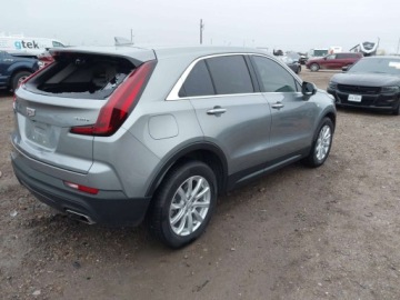 Cadillac 2023 Cadillac XT4 2023 CADILLAC XT4 FWD LUXURY 2.0 Benzyna 235KM, zdjęcie 5