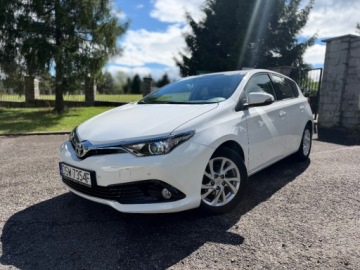 Toyota Auris II Hatchback 5d Facelifting 1.2 D-4T 116KM 2015 Toyota Auris Toyota Auris Comfort 1.2 Benzyna 116KM 1- Wlasciciel 1.2, zdjęcie 1