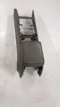 LOKETNÍ OPĚRKA KŮŽE TOUAREG 7L0 04-