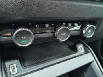 Citroen 2022 Citroen C4 SalonPL serwis ASO 1.5 BlueHDI 110KM bezwypadkowy pakiety Head-, zdjęcie 17