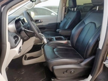 Chrysler Pacifica II 2023 Chrysler Pacifica Touring L, 2023r., 3.6L 3.6 Benzyna 287KM, zdjęcie 7