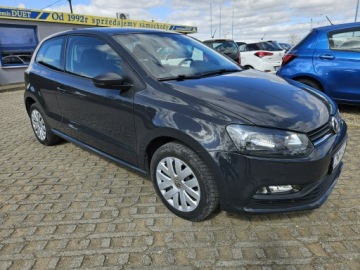 Volkswagen Polo V Hatchback 3d Facelifting 1.0 75KM 2014 Volkswagen Polo 1.0 Benzyna 75KM, zdjęcie 1