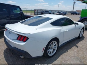 Ford Mustang VI 2024 Ford Mustang GT Premium Fastback 2024 5.0l 5.0 Benzyna 480KM, zdjęcie 5