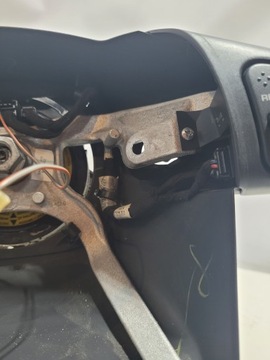 JEEP GRAND CHEROKEE WJ КРАСНАЯ РУЛЕВАЯ КОЛОНКА