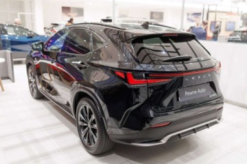 Lexus NX II SUV Facelifting 2.5 350h 243KM 2023 Lexus NX Lexus NX 350h F Sport AWD 2.5 Hybryda 243KM, zdjęcie 3