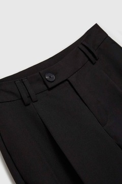 Garniturowe spodnie XL od MOODO