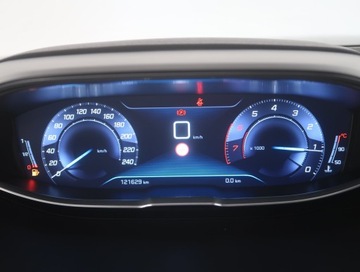 Peugeot 3008 II Crossover 1.2 PureTech 130KM 2017 Peugeot 3008 1.2 PureTech, Klima, Tempomat, zdjęcie 10