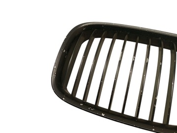 BMW 7 F01 F02 F03 F04 2012 LEVÝ STRANA MŘÍŽKA CHLADIČŮ / MASKA