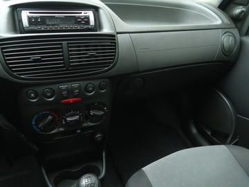 Fiat Punto II Hatchback 1.2 i 60KM 2005 Fiat Punto 1.2 60 , Salon Polska, Klima, zdjęcie 18