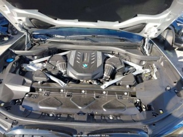 BMW X7 2021 BMW X7 M50i 2021 4.4 Benzyna 523KM, zdjęcie 8