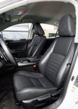 Lexus IS III Sedan 300h 223KM 2014 Lexus IS 300h Elite EU6 2.5 Hybryda 223KM, zdjęcie 4