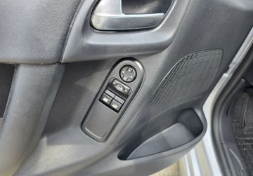 Citroen C3 II Hatchback facelifting 1.6 e-HDi 92KM 2014 Citroen C3 lift 1.6 HDi 92KM Gwarancja Zamiana Zarejestrowany 1.6 Diesel, zdjęcie 23