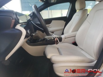 Mercedes Klasa A W177/V177 2020 Mercedes-Benz Klasa A 220_4MATIC_2.0 L_188 km_2020r 2.0 Benzyna 188KM, zdjęcie 7