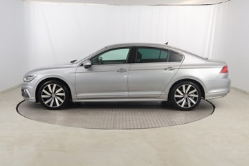 Volkswagen Passat B8 Limousine 1.8 TSI BlueMotion Technology 180KM 2018 VW Passat 1.8 TSI, Salon Polska, GAZ, Automat, zdjęcie 2