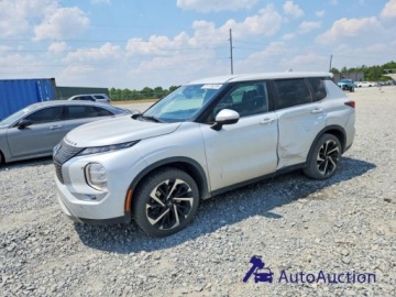 Mitsubishi Outlander III 2022 Mitsubishi Outlander 2022 MITSUBISHI OUTLANDER SE 2.5 Benzyna 181KM