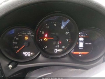 Porsche Macan SUV 2.0 252KM 2018 Porsche Macan 2018 2.0 Benzyna 252KM, zdjęcie 11