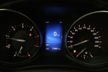 Toyota Avensis III Wagon Facelifting 2015 2.0 D-4D 143KM 2016 Toyota Avensis 2.0 D-4D, Salon Polska, Serwis ASO, zdjęcie 10